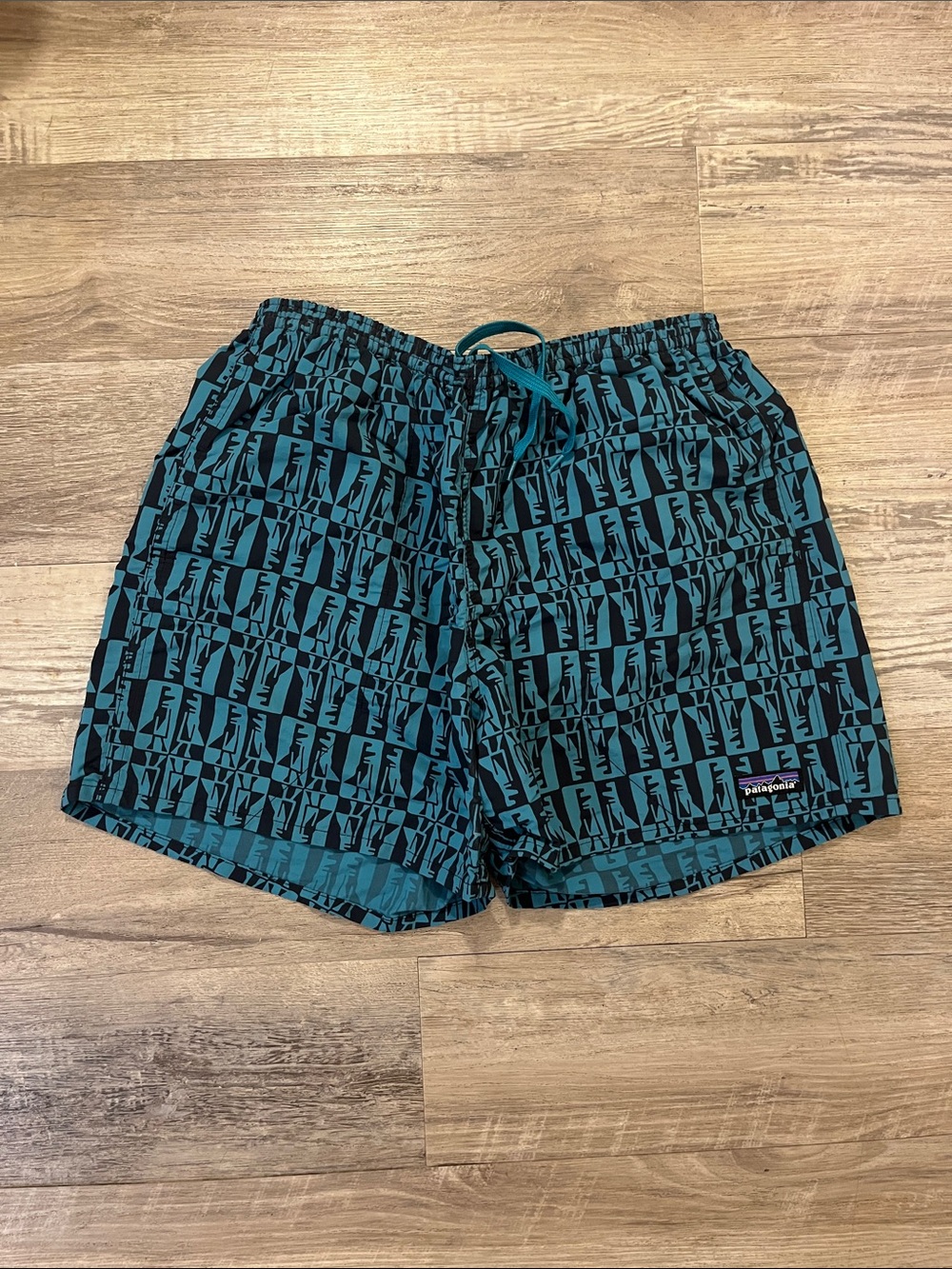 Patagonia Teal and Black Patterned Men's Hybrid Shorts
